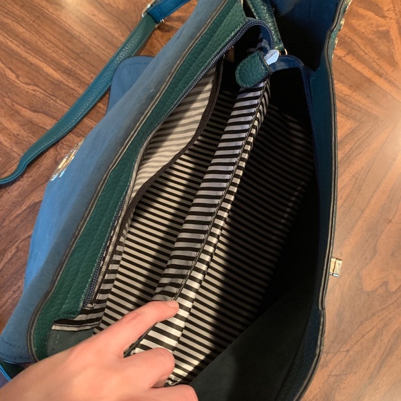 Large Purse - no name - Picture 5 of 5